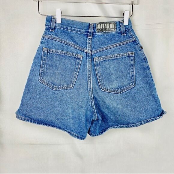 GITANO Vintage 90’s High Waisted Jean Shorts. - Picture 3 of 9